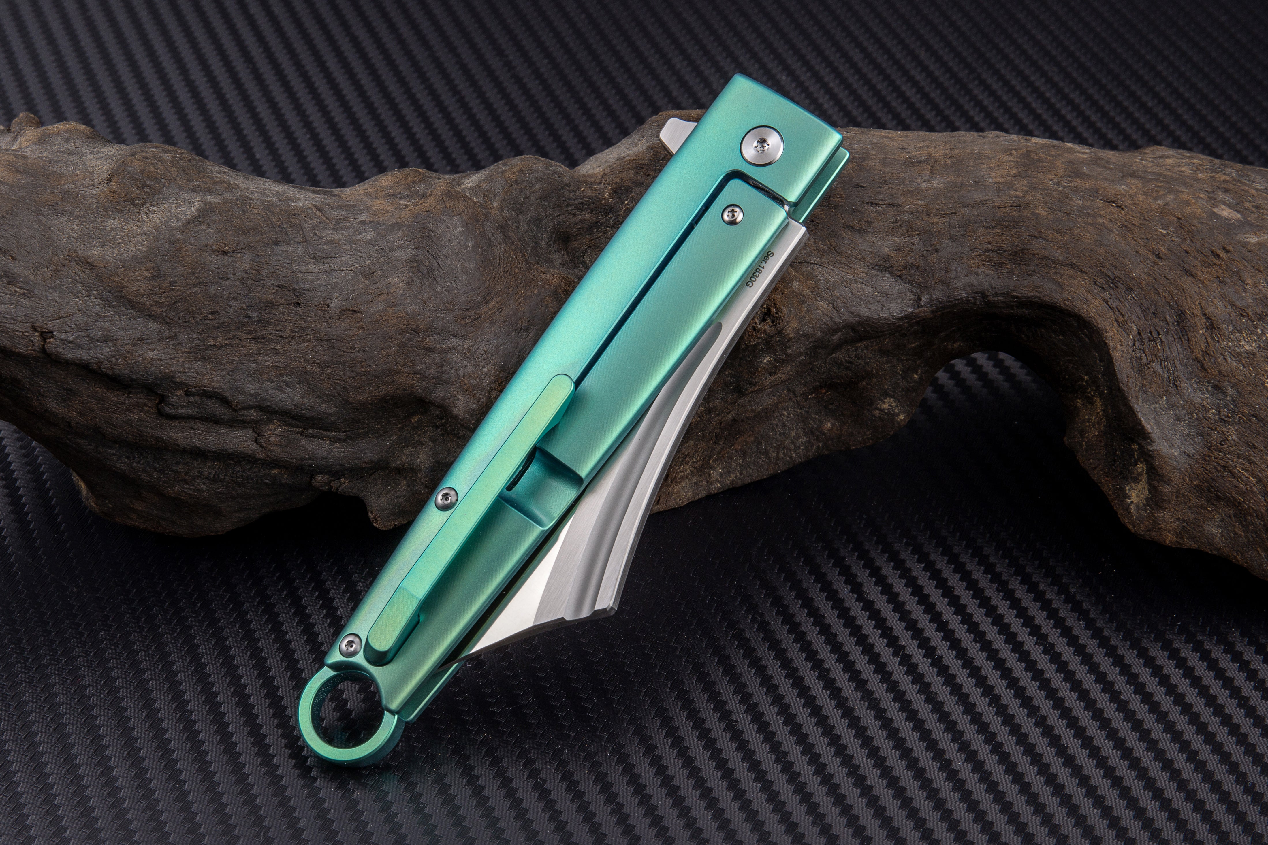Artisan Cutlery Cutlass ATZ-1830G S35VN Blade Titanium and Carbon fiber Handle Folding Knives