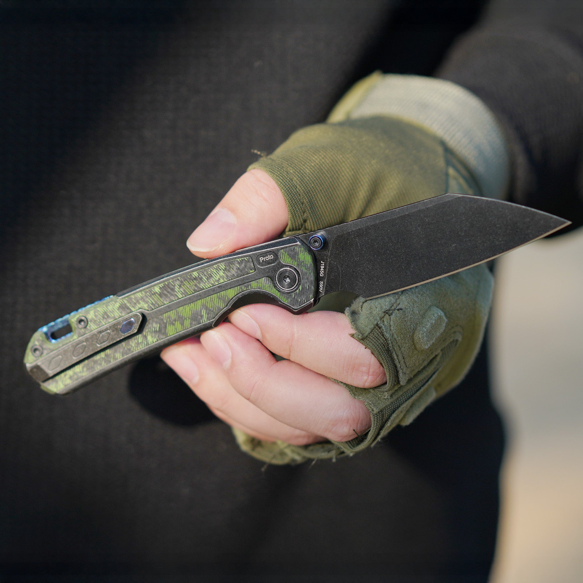 CJRB Interstellar Pyrite-Light J1945G S90V Blade Titanium and Fat Carbon Inlay Handle Folding Knives(Limited edition) - Black (J1945G-BJWCF)