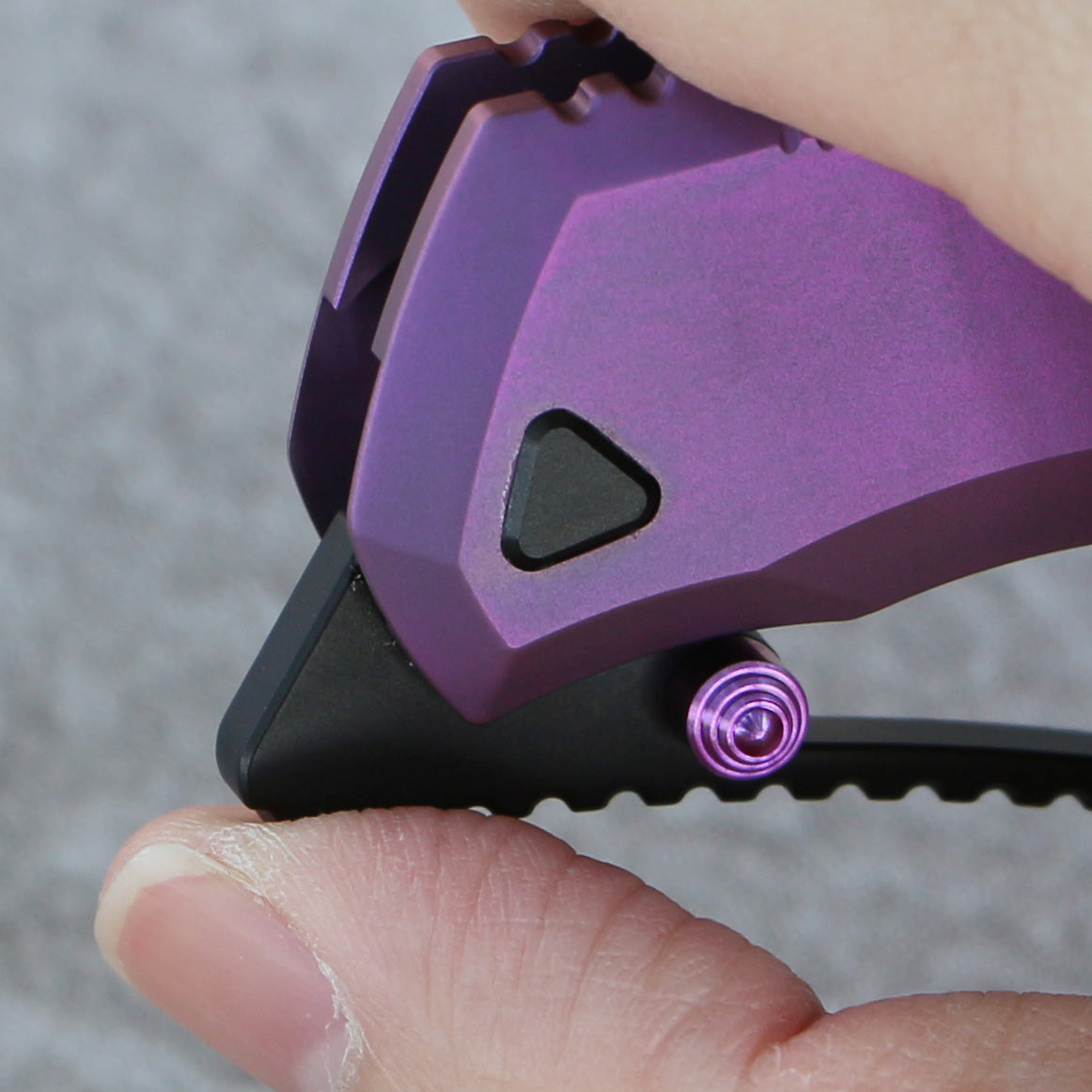 ArtisanCutlery Dark Wing Thumb Hole & Front Flipper Frame Lock EDC Knife Titanium Handle(3.63'' S35VN Black PVD Coating Blade ) 1887G-BPU