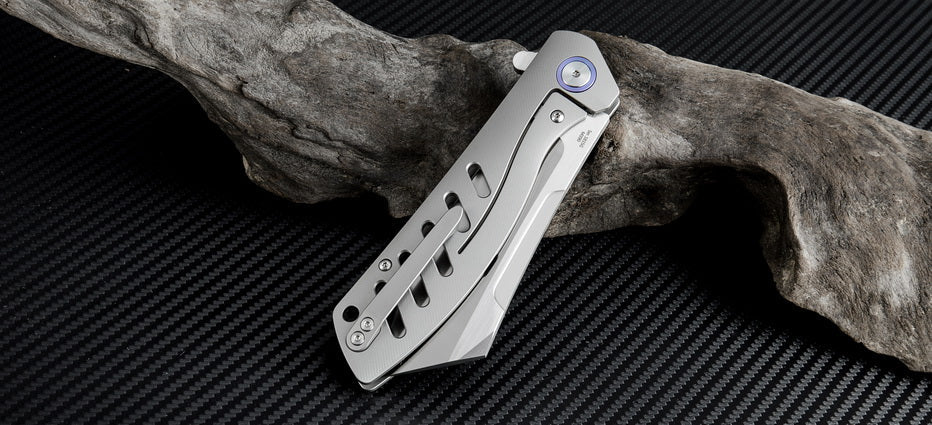 Artisan Cutlery Tomahawk ATZ-1815G S35VN Blade Titanium Handle Folding Knives