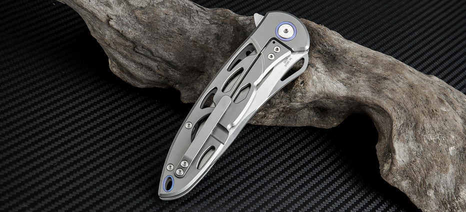 Artisan Cutlery Hoverwing ATZ-1801G S35VN Blade Titanium TC4 Handle Folding Knives