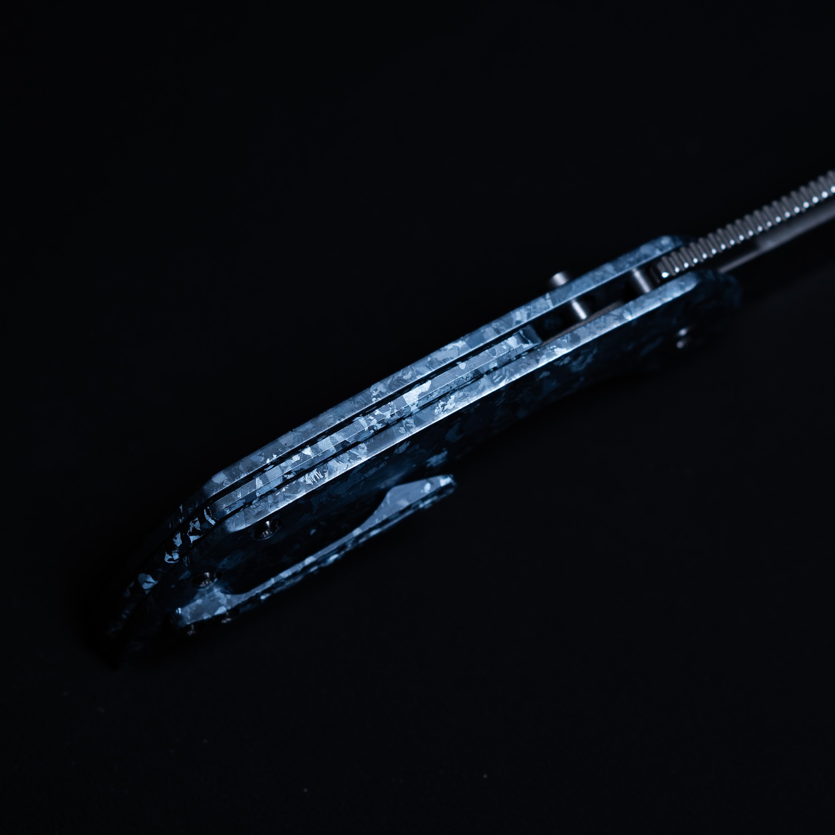 Artisan Cutlery Mousebird Thumb Hole Top Liner lock Lock EDC Knife Crystal Titanium Handle Crystal Titanium Clip(3'' CPM S35VN Stone Wash Blade ) 1889G-CBU