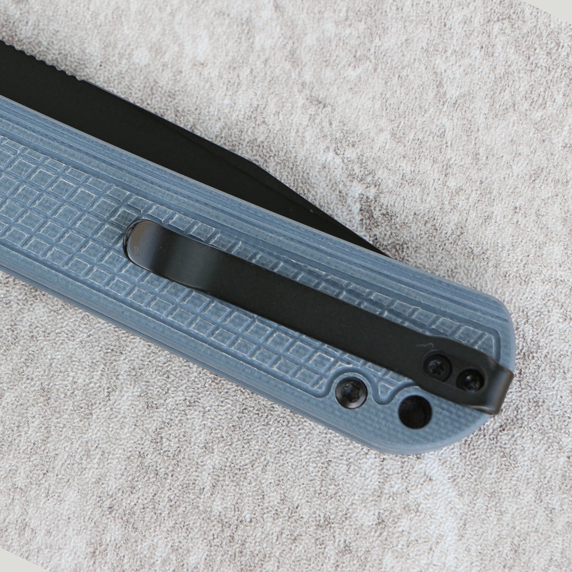 CJRB Bolt Thumb Stud & Recoil Lock V2 Folding Knife Blue G10 Handle (3