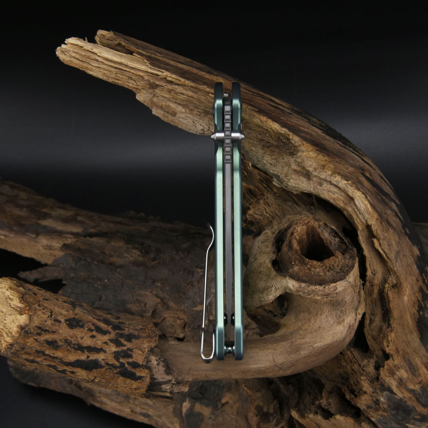 CJRB Pyrite J1925 Damascus Blade Titanium Handle Folding Knives - Green (J1925T-GN)